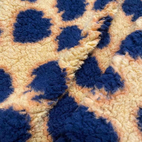 Like New - LulaRoe Teddy Bear borg-style Jacket - (XXS-S) - Picture 4 of 7